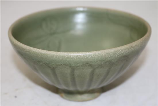 A Chinese Longquan celadon petal lobed bowl, Song / Yuan dynasty, 15cm